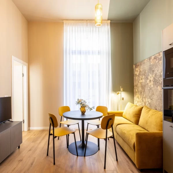 Suite di design italiano con arredi eleganti nel centro storico di Torino. A7 Suite Torino offre quiet luxury e appartamenti di lusso.